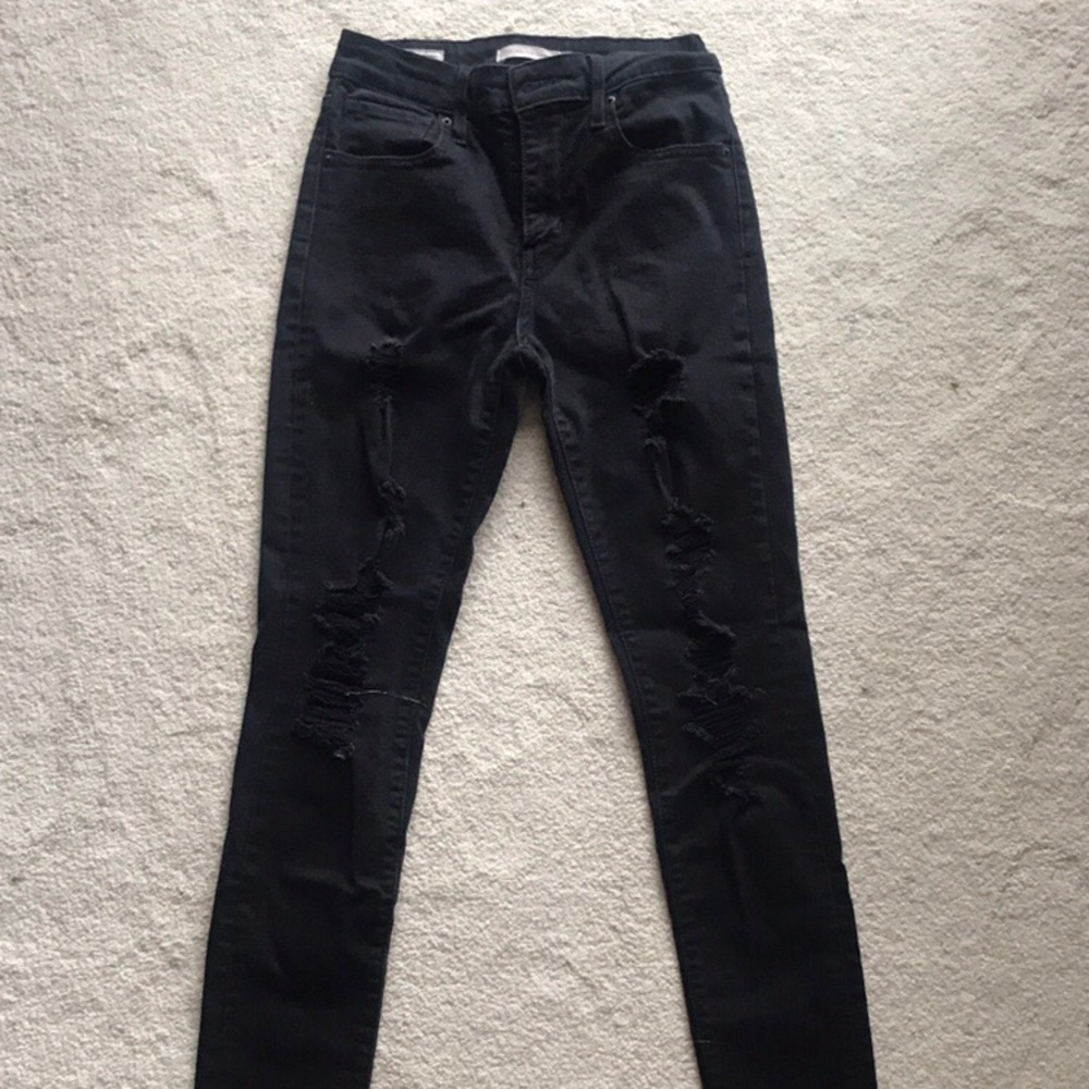 LEVI’S AMAZING CONDITION 721 high rise jeans!
